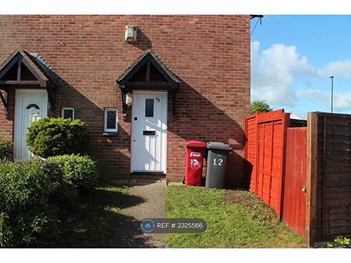 1 Bedroom End Of Terrace House To Rent In Bramber Court, Slough, SL1