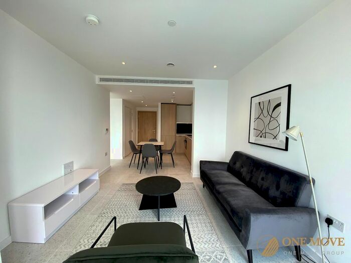 Studio To Rent In Cendal Crescent, Bouchon Point, E1