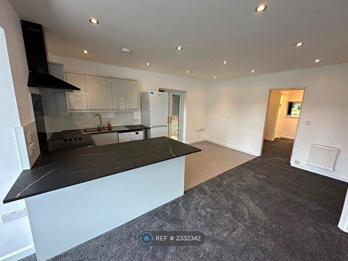 2 Bedroom Maisonette To Rent In Higher Coach Road, Baildon, Shipley, BD17