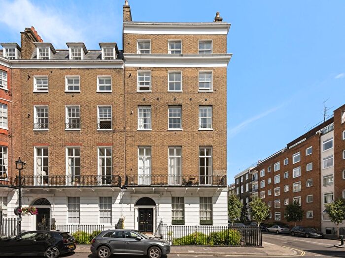 2 Bedroom Flat For Sale In Bryanston Square, London, W1H