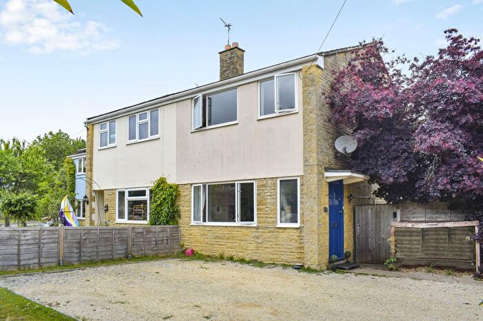 3 Bedroom End Of Terrace House To Rent In St Giles, Bletchingdon, OX5