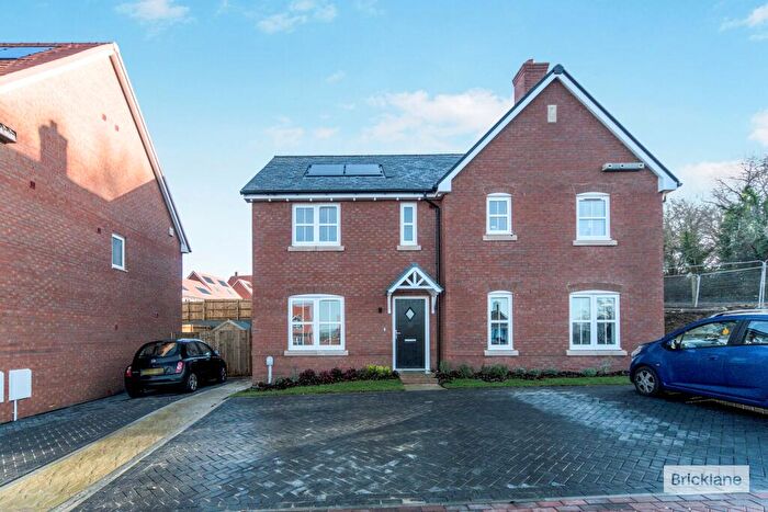 3 Bedroom Semi-Detached House To Rent In Campbell Grove, Stone Cross, BN24