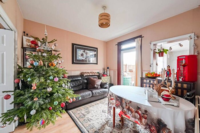 3 Bedroom Terraced House For Sale In Forest View Road, Manor Park, London, E12