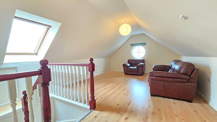 4 Bedroom Flat To Rent In Daniel Hill Mews, Sheffield, S6