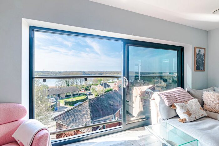 6 Bedroom Detached House For Sale In Beckfield Lane, Fairburn, WF11