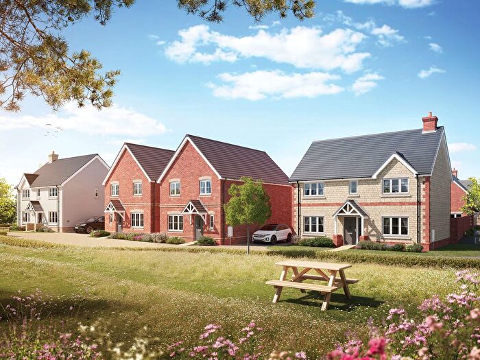3 Bedroom Semi-Detached House For Sale In Calne Road, Lyneham, SN15