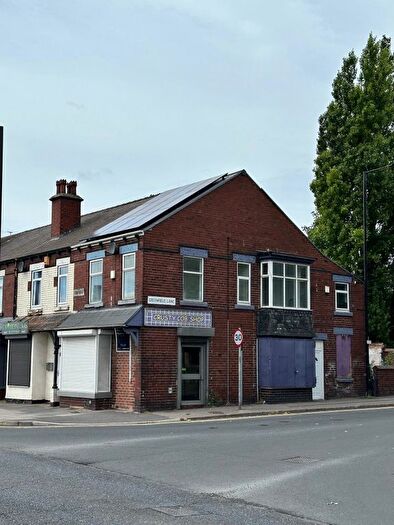 2 Bedroom Flat To Rent In High Road, Balby, Doncaster, DN4