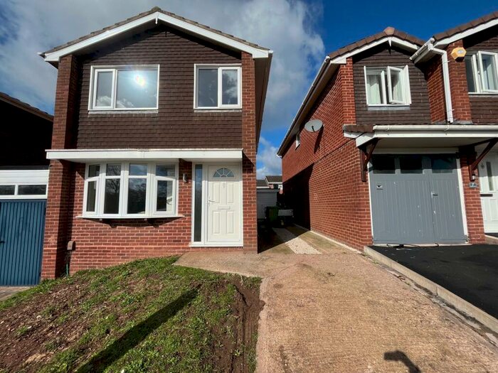 3 Bedroom House To Rent In Mapledene Close, Stafford, ST17