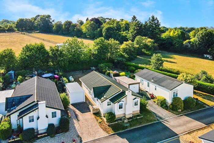 2 Bedroom Detached Bungalow For Sale In Mayfield Park, Cirencester, Gloucestershire, GL7