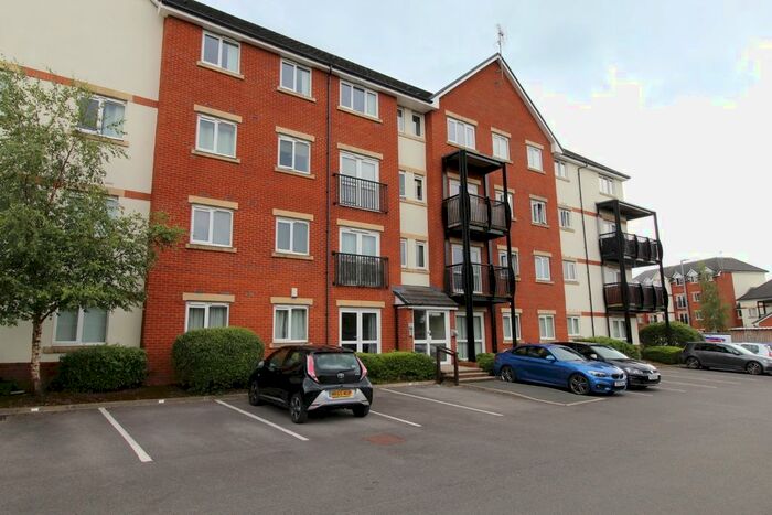 2 Bedroom Flat For Sale In Gladstone Mews, Warrington, WA2