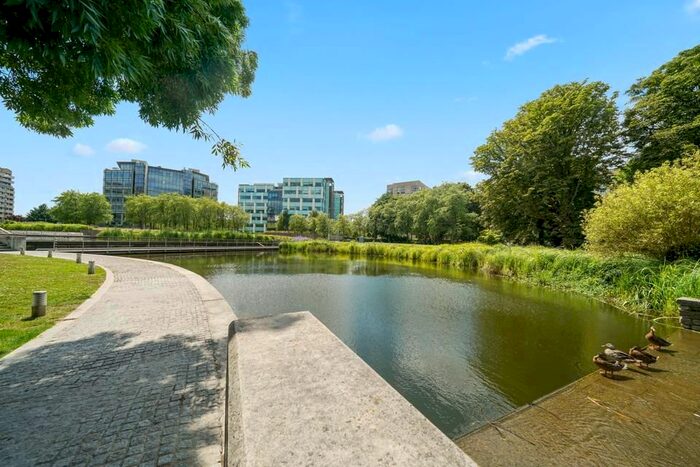 3 Bedroom Flat To Rent In Lakeside Drive, Park Royal, London, NW10