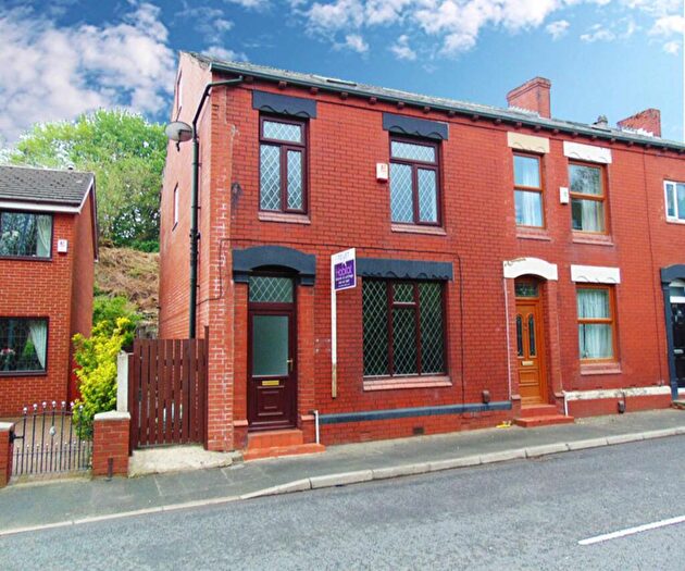 3 Bedroom End Of Terrace House To Rent In Middleton Road, Royton, OL2