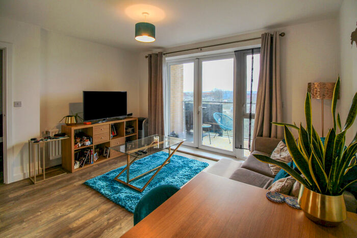 1 Bedroom Apartment To Rent In Beach House, IG11