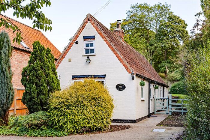 2 Bedroom Detached House For Sale In Main Street, Horkstow, Barton-Upon-Humber, DN18