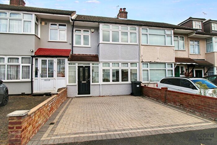 3 Bedroom Terraced House To Rent In Macdonald Avenue, Hornchurch, RM11