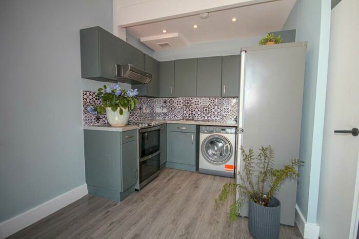 1 Bedroom Flat To Rent In Foreshore, London, SE8