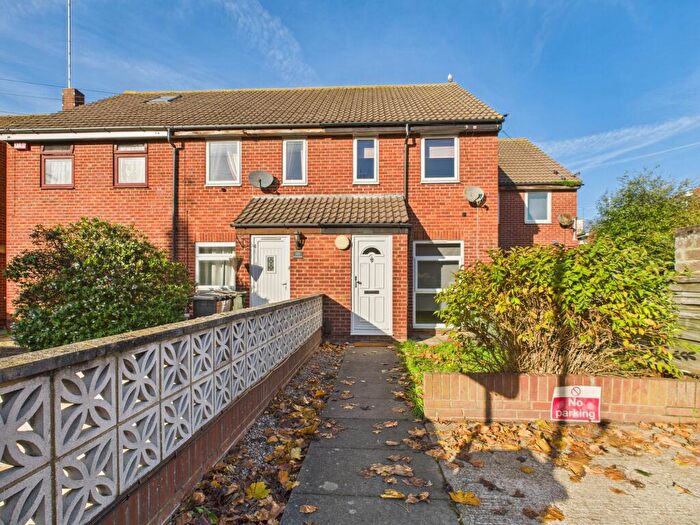 2 Bedroom Terraced House To Rent In Church Road, Fratton, Portsmouth, PO1