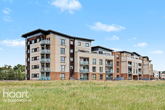 2 Bedroom Flat For Sale In Hammonds Drive, Peterborough, PE1