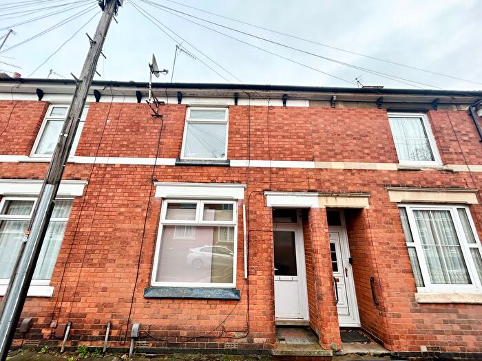 4 Bedroom Terraced House To Rent In Gordon Street, Kettering, NN16