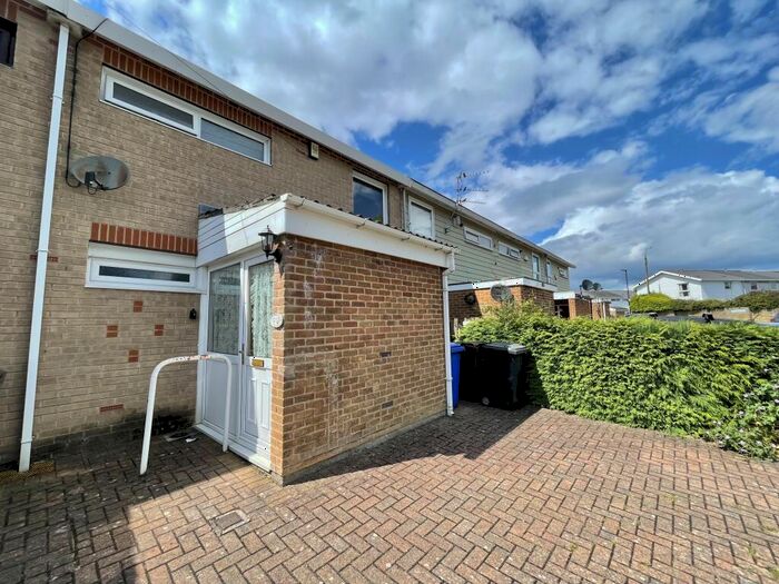 3 Bedroom Terraced House To Rent In Selly Oak Road, Sheffield, S8