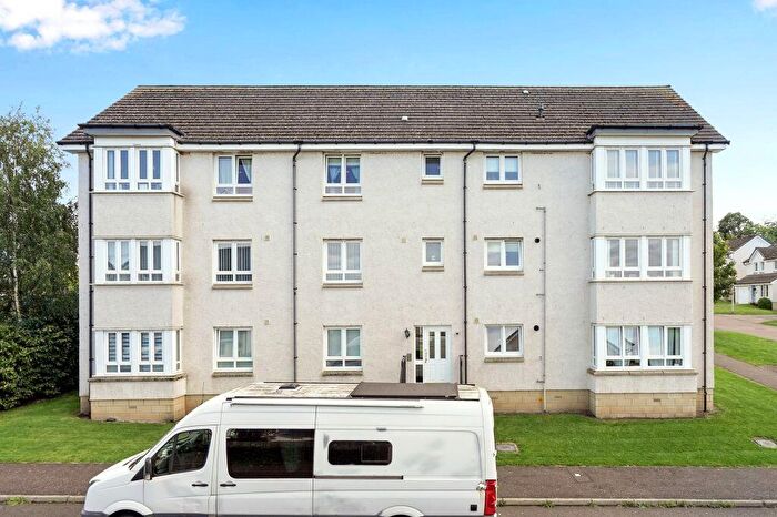 2 Bedroom Flat For Sale In E, Easter Langside Medway, Dalkeith, EH22
