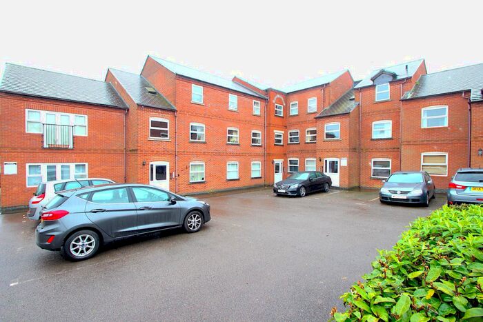 2 Bedroom Flat To Rent In Trinity Court, Hinckley, LE10