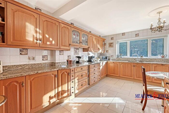 4 Bedroom Detached House For Sale In Tor Bryan, Ingatestone, Essex, CM4