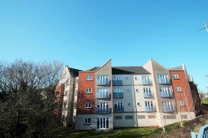 1 Bedroom Flat To Rent In Whistle Road, Mangotsfield, BS16