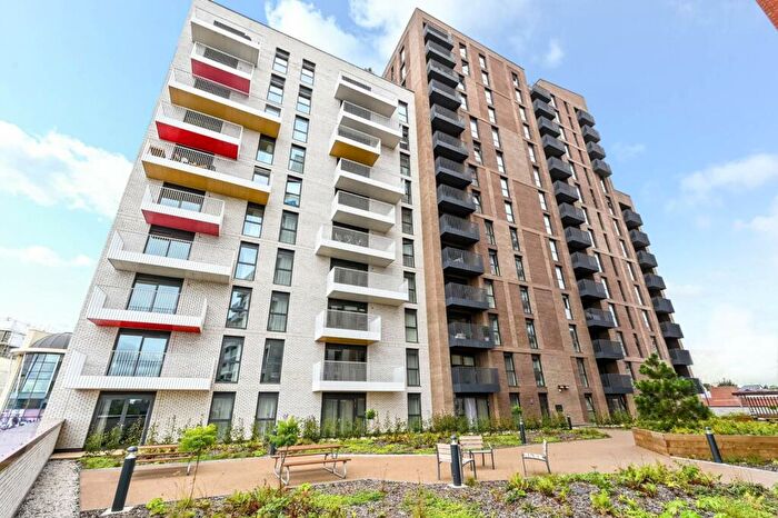 1 Bedroom Flat To Rent In Hornby House, Maidenhead, SL6