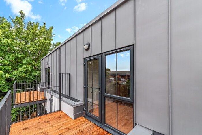 2 Bedroom Flat To Rent In Stafford Road, Croydon, CR0