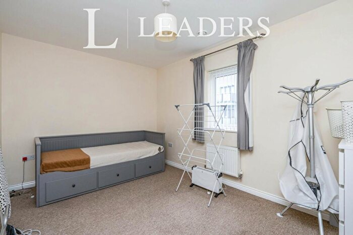 2 Bedroom Apartment To Rent In Foxtail Road, Waterlooville, PO7