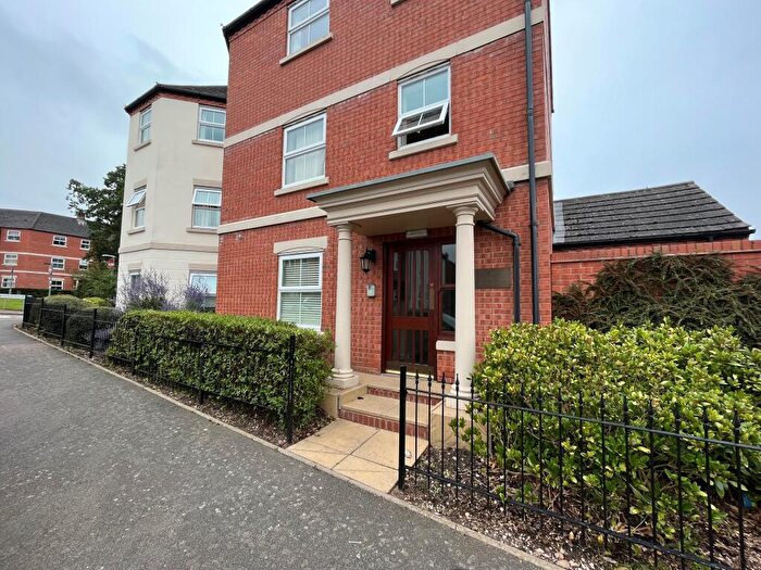 2 Bedroom Apartment To Rent In Trostrey Road, Birmingham, B30