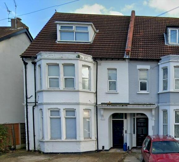 Studio To Rent In Satanita Road, Westcliff-On-Sea, SS0