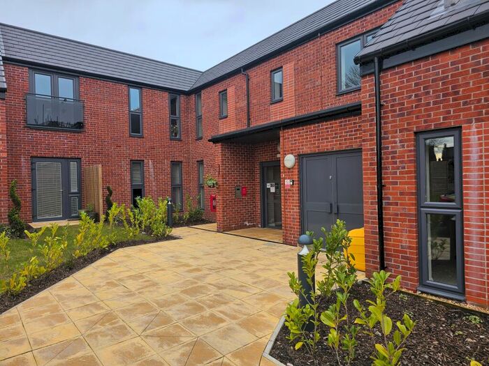 1 Bedroom Flat To Rent In Wheelock Street, Middlewich, CW10