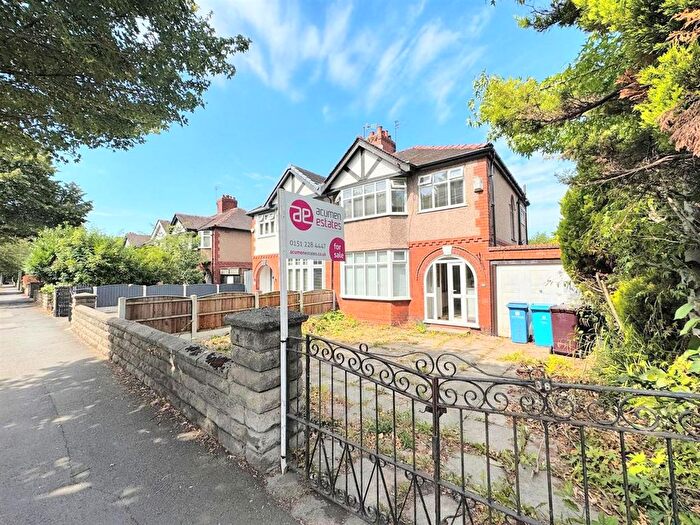 3 Bedroom Semi-Detached House For Sale In Archway Road, Liverpool, L36