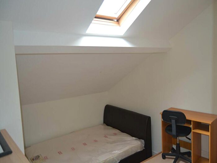 3 Bedroom Flat To Rent In Skinner Street, Newport, Newport, NP20