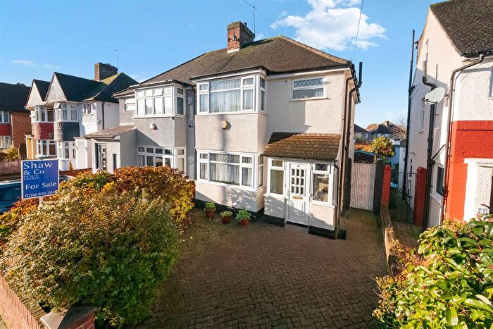 3 Bedroom Semi Detached House For Sale In Whitton Waye, Whitton, TW3