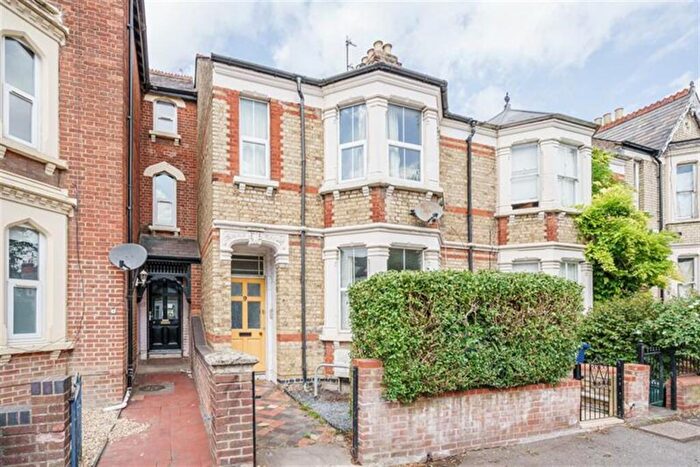 5 Bedroom Terraced House To Rent In Divinity Road, Oxford, OX4