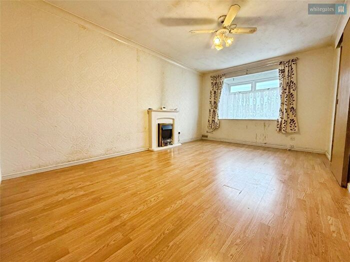 2 Bedroom Bungalow For Sale In Sheringham Drive, Crewe, Cheshire, CW1