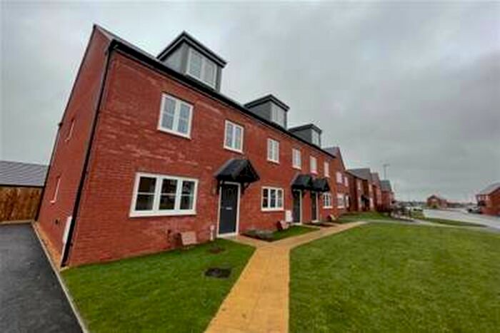 3 Bedroom Terraced House To Rent In Carrington Road, Twigworth, GL2