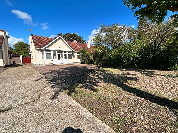 4 Bedroom House For Sale In Water Lane, Ilford, IG3