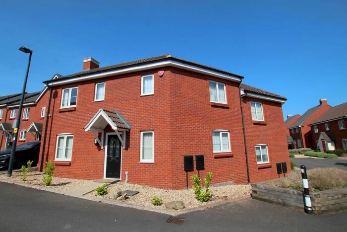 3 Bedroom Semi-Detached House To Rent In Sorrel Place, Stoke Gifford, Bristol, BS34