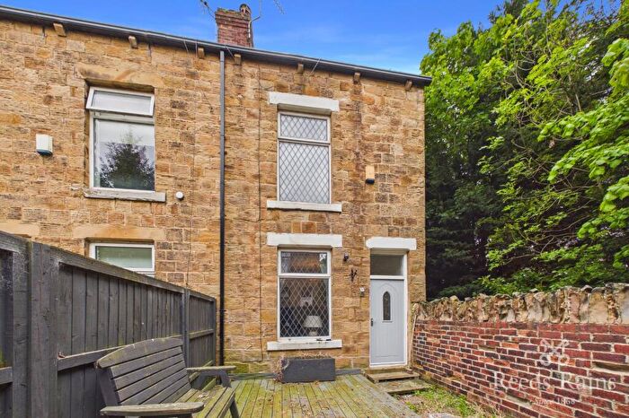 2 Bedroom End Of Terrace House For Sale In Airedale Terrace, Woodlesford, Leeds, West Yorkshire, LS26