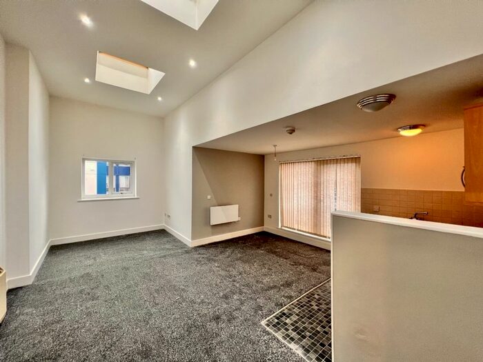 2 Bedroom Flat To Rent In The Anvil, Clive Street, Bolton, BL1