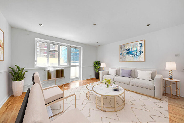 3 Bedroom Apartment To Rent In Zion House, Jubilee Street, E1