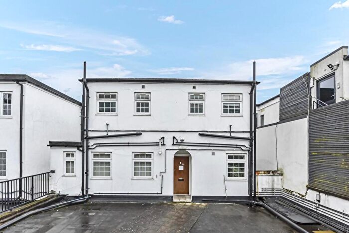 1 Bedroom Flat To Rent In Flat, High Road Wembley, HA9