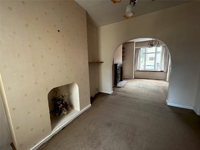 3 Bedroom Detached House To Rent In Havelock Road, Bromley, BR2