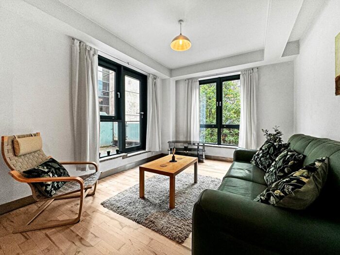 1 Bedroom Apartment To Rent In Simpsons Fold West, Dock Street, Leeds, - Allocated Parking Inc, LS10