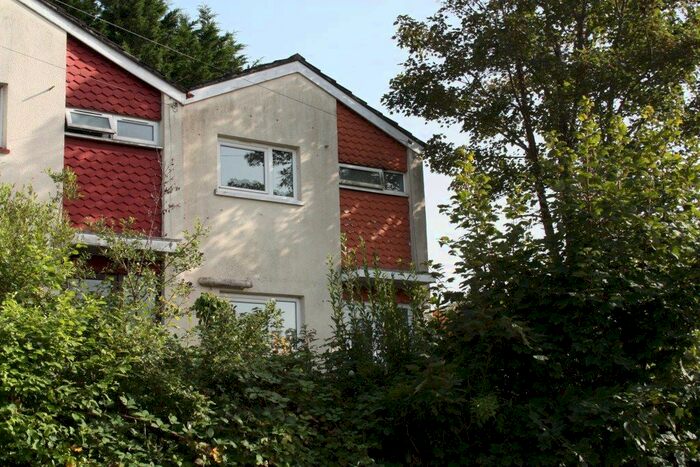 2 Bedroom End Of Terrace House To Rent In Fore Street, Plymouth, PL5