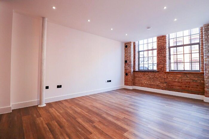 1 Bedroom Apartment To Rent In Dunster Street, Northampton, Northamptonshire, NN1